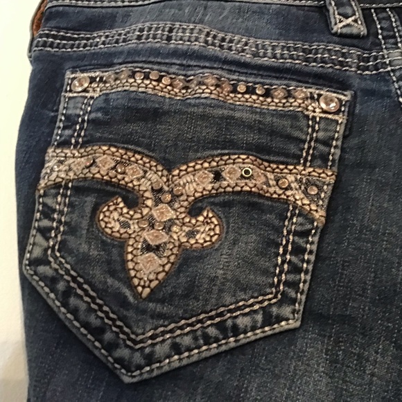 Rock Republic Haine Easy Bootcut Blue Jeans with Embroidery and Rhinestones. - Picture 5 of 6